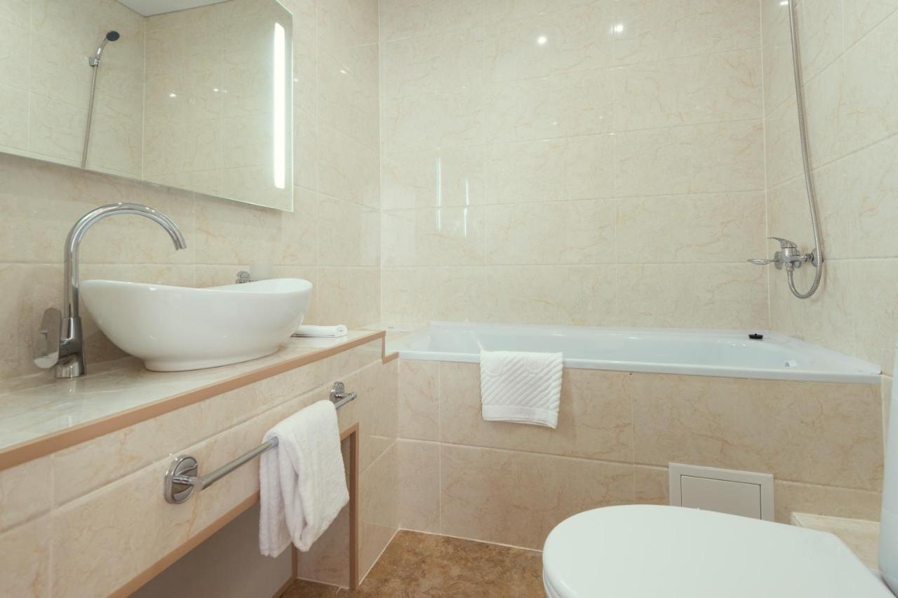 Come Inn Astana Extérieur photo